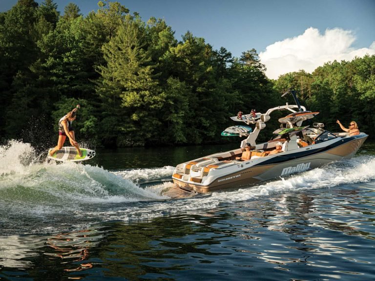Malibu Boats (NASDAQ:MBUU)